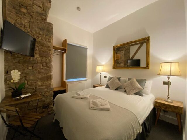 Single Room in Scotland