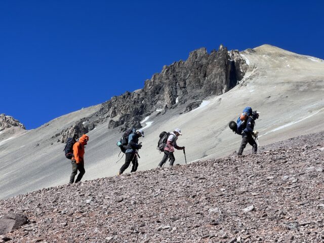 Porter Upgrade to 20 kgs on Aconcagua