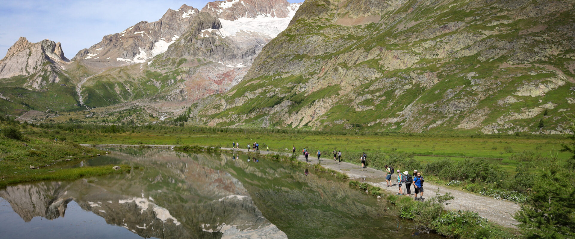 How Difficult is the Tour du Mont Blanc?